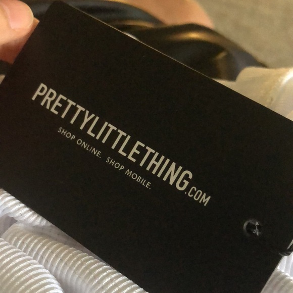 Prettylittlethings NWT White Tennis Ruche tie Tube Top - Picture 8 of 10